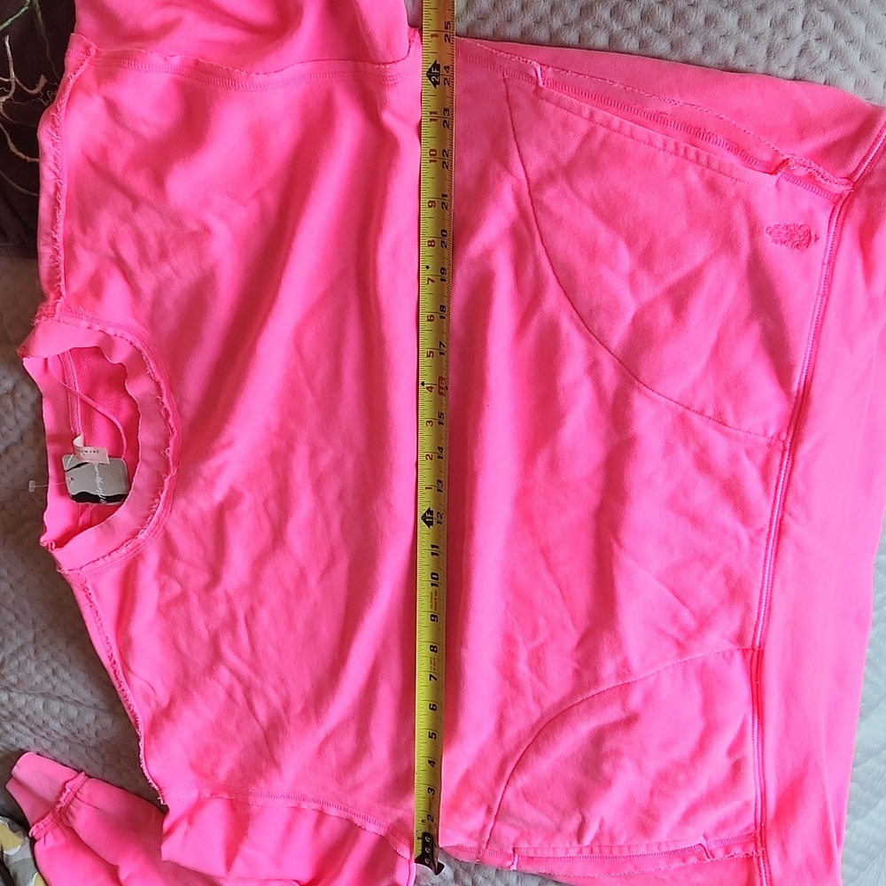 NWT ❗️ Free people houte pink oversize small S with pockets sweater - Picture 16 of 16